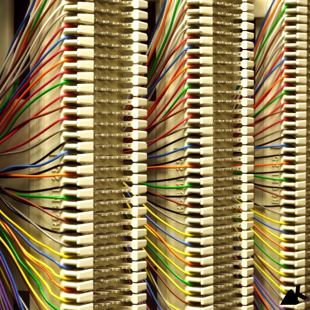 telecom contractor